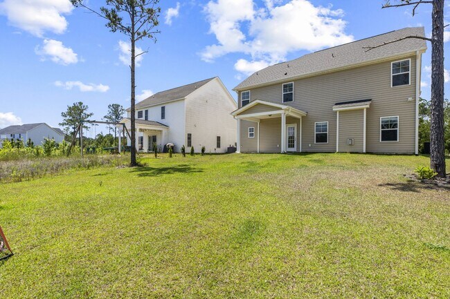 Building Photo - Elegant Home in Oyster Landing