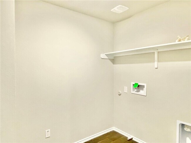 Building Photo - 15009 Siberian Elm Ln