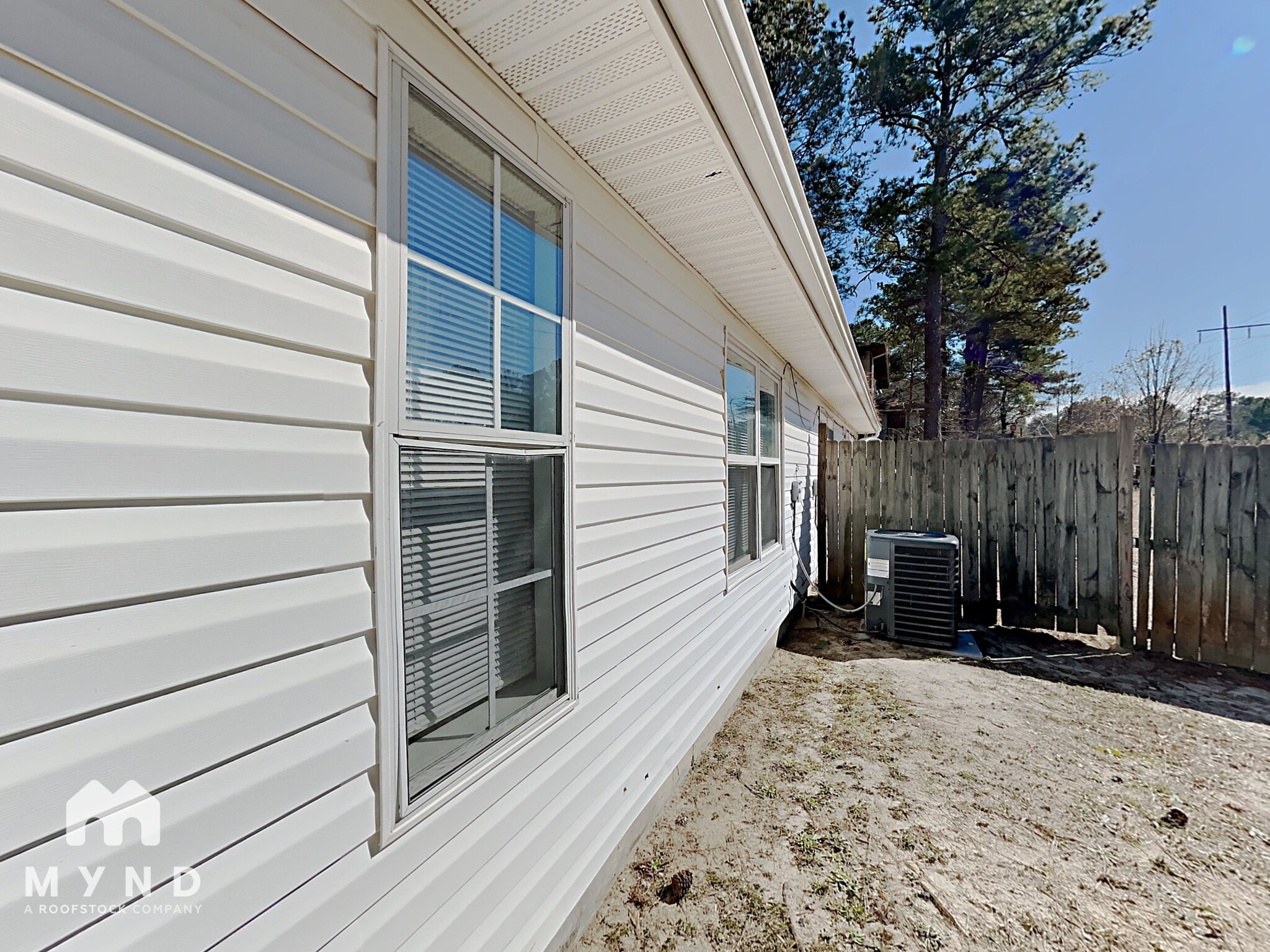 Building Photo - 1182 Pinedale Cir NW