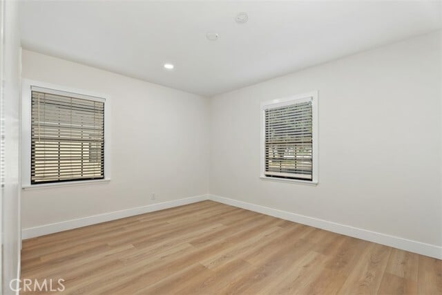 Building Photo - 325 N Lee Ave