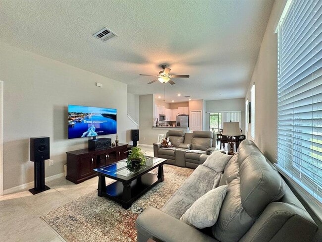 Building Photo - 3587 Bellmeade Ct