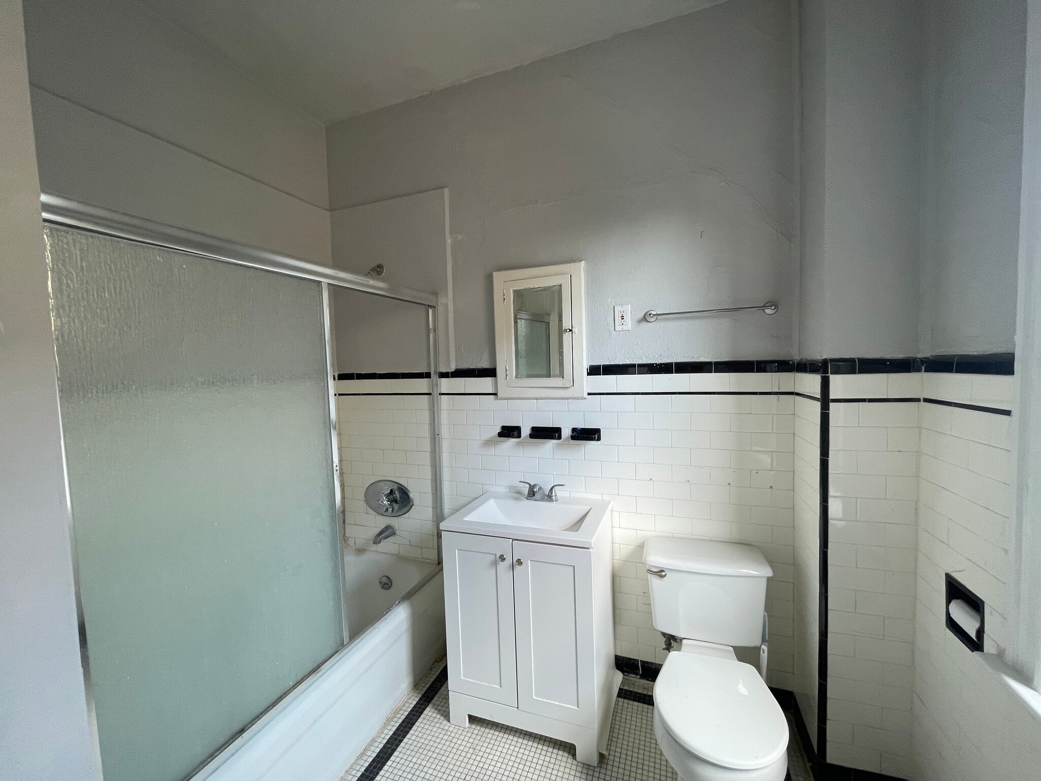 Building Photo - 11 Park