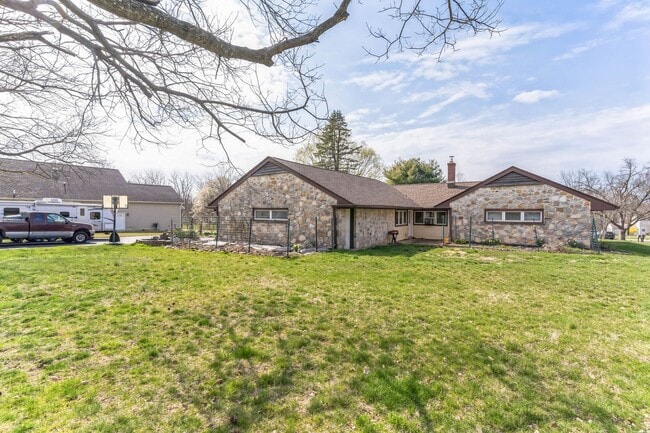 Building Photo - Single home in Methacton School District For Rent