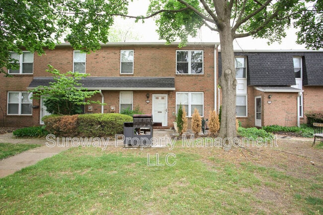 Primary Photo - 2116 Harbour Dr