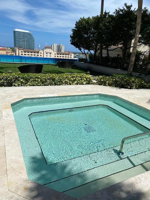 Building Photo - 550 Okeechobee Blvd