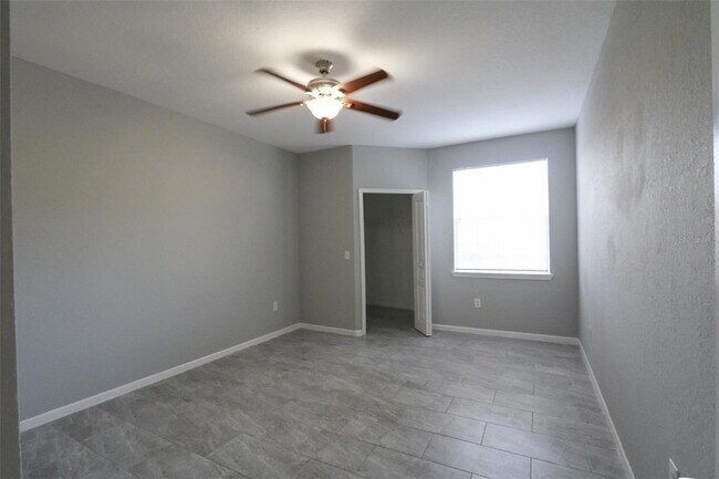 Building Photo - 17101 Carrington Park Dr