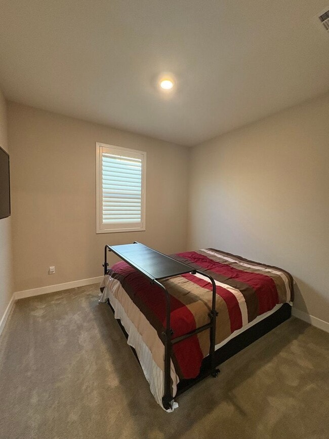 Building Photo - Elegant 3BR/2.5BA Condo in Carlsbad