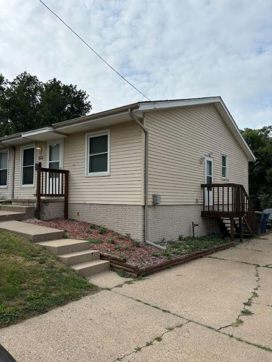 Building Photo - 935 Herold Ave