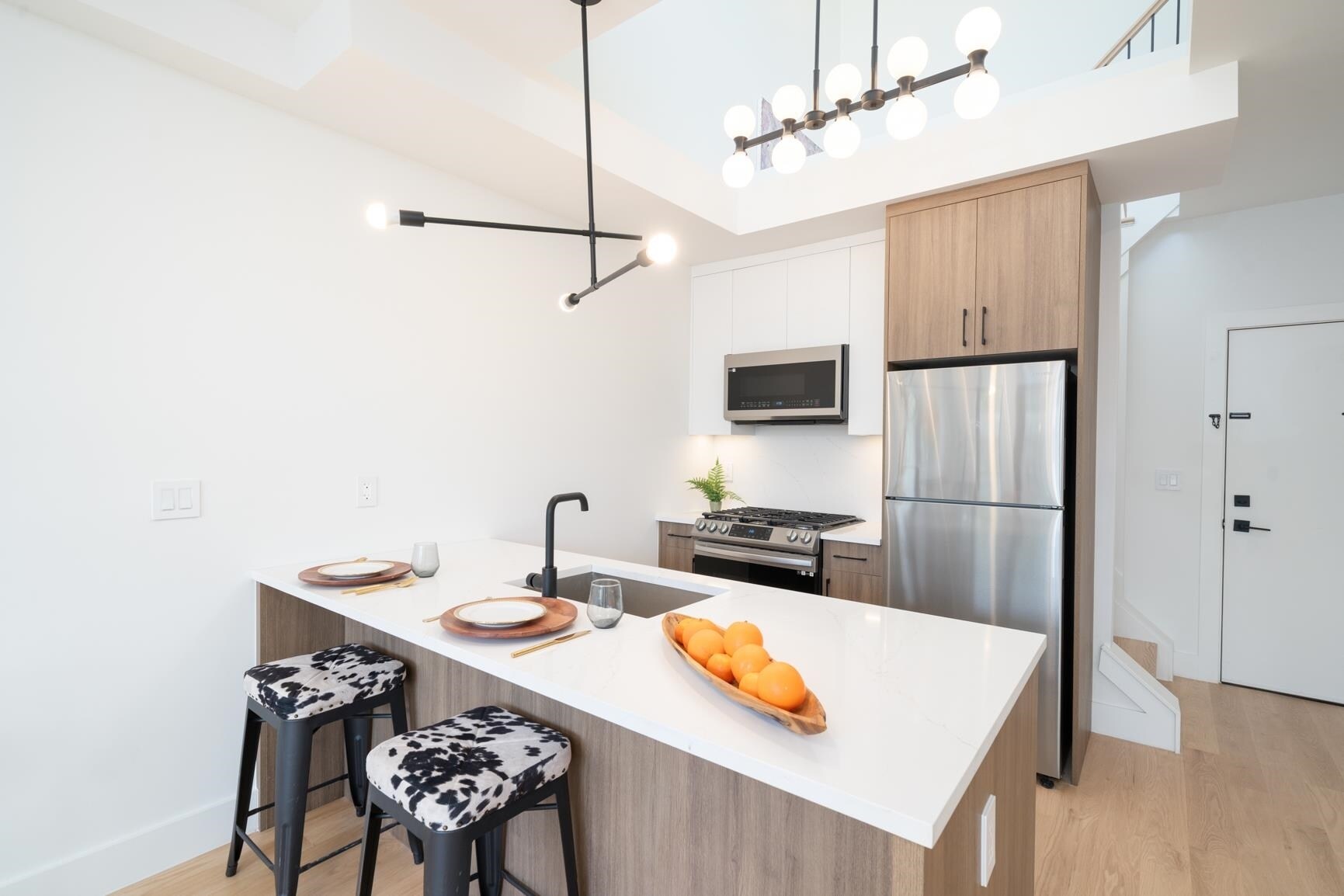 Building Photo - 10 Brinkerhoff St