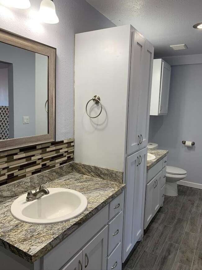 Building Photo - 1507 E 16th St