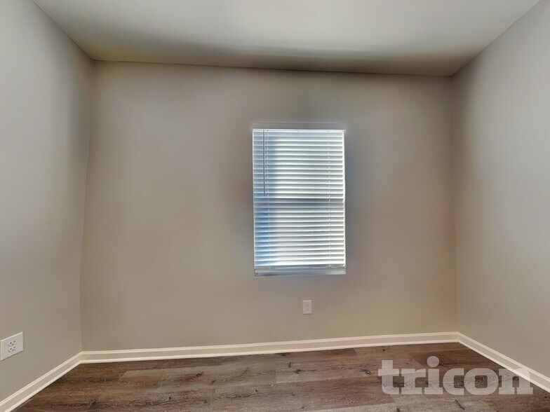 Building Photo - 300 San Vito Wy