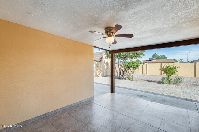 Building Photo - 17633 N 15th Ave