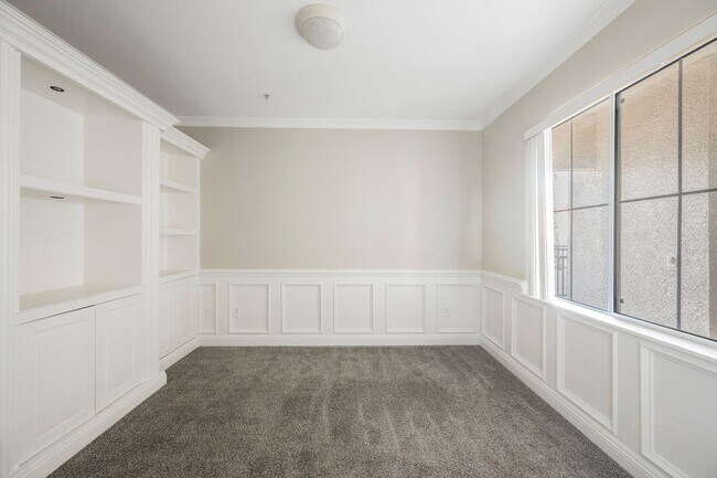 Building Photo - 7189 S Durango Dr