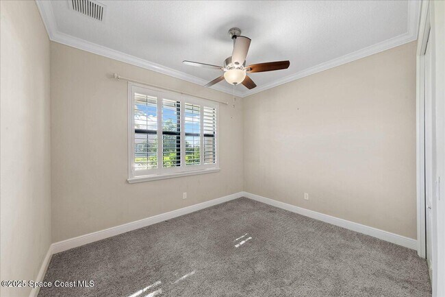 Building Photo - 2721 Casterton Dr