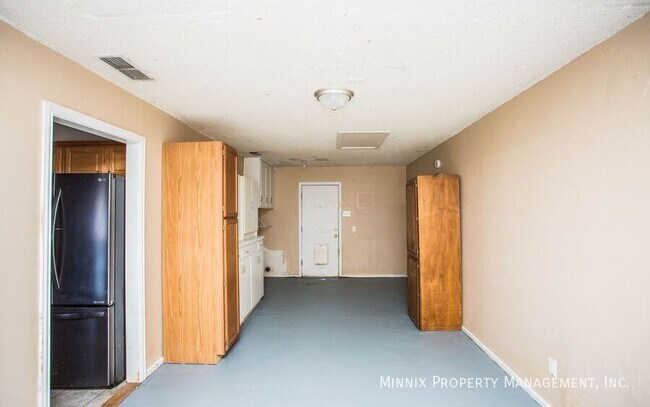 Building Photo - 4628 Kemper St