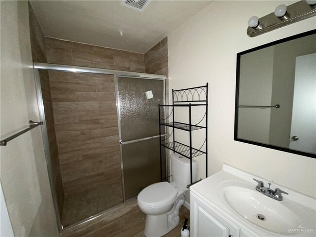 Building Photo - 10-25 1/2 N 25 1/2 St