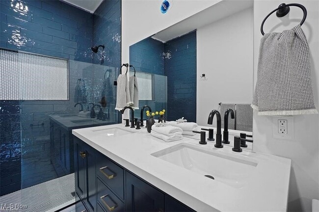 Building Photo - 4210 Peach Ct
