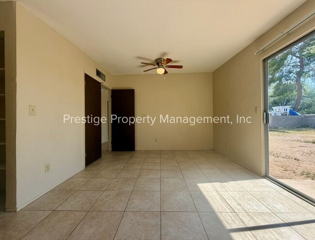 Building Photo - 2618 S Camino Seco