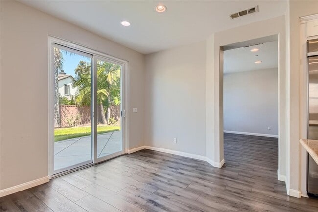 Building Photo - Gorgeous 4 Bd/4.5 Ba + Loft Home in 4S Ranch!!!