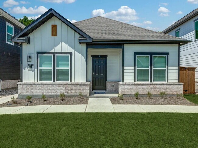 Building Photo - County Road 1106, Anna, TX 75409 - 1 BR 1 BA cottage