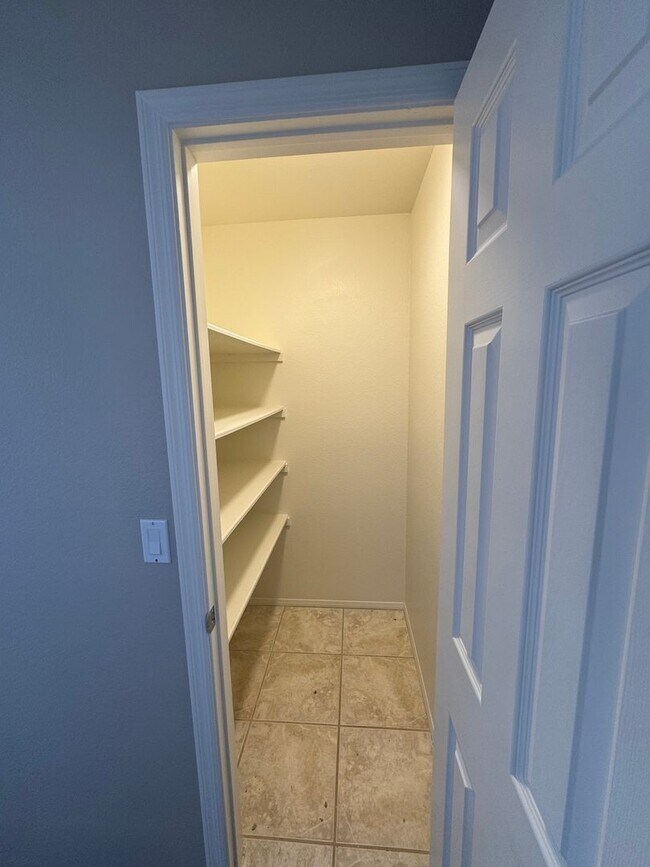Building Photo - Tempe Home for Rent!