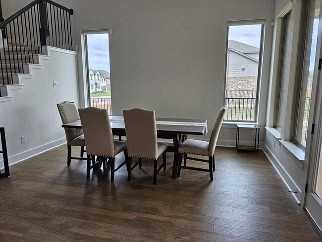 Building Photo - 104 Palatino Bend