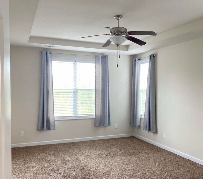 Building Photo - 319 Frisco Wy