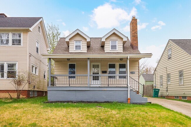 Building Photo - 2 Bedroom 1 bath Single Family Home