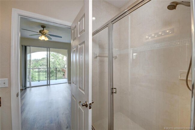 Building Photo - 44 SE Sedona Cir