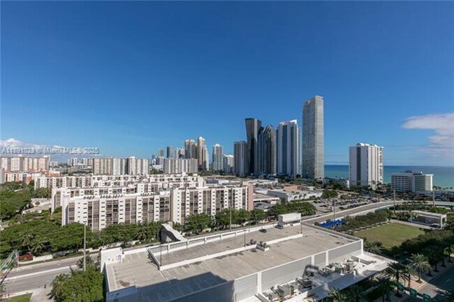 Building Photo - 300 Sunny Isles Blvd
