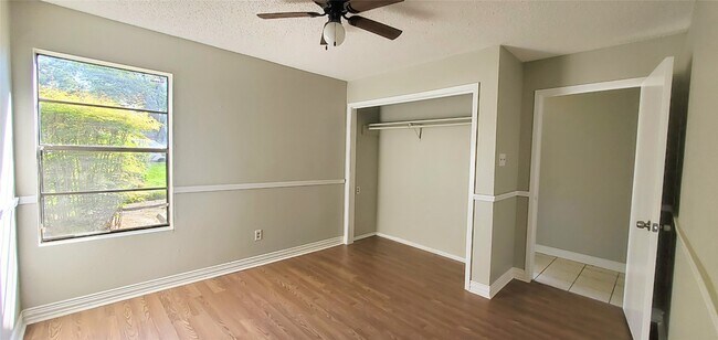 Building Photo - 12900 Walden Rd