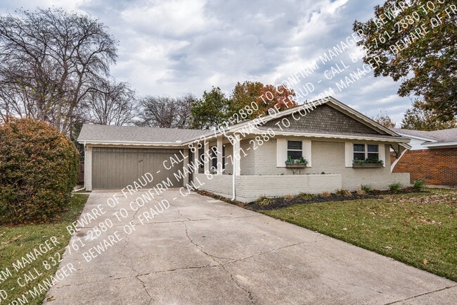 Building Photo - 518 Malden Dr
