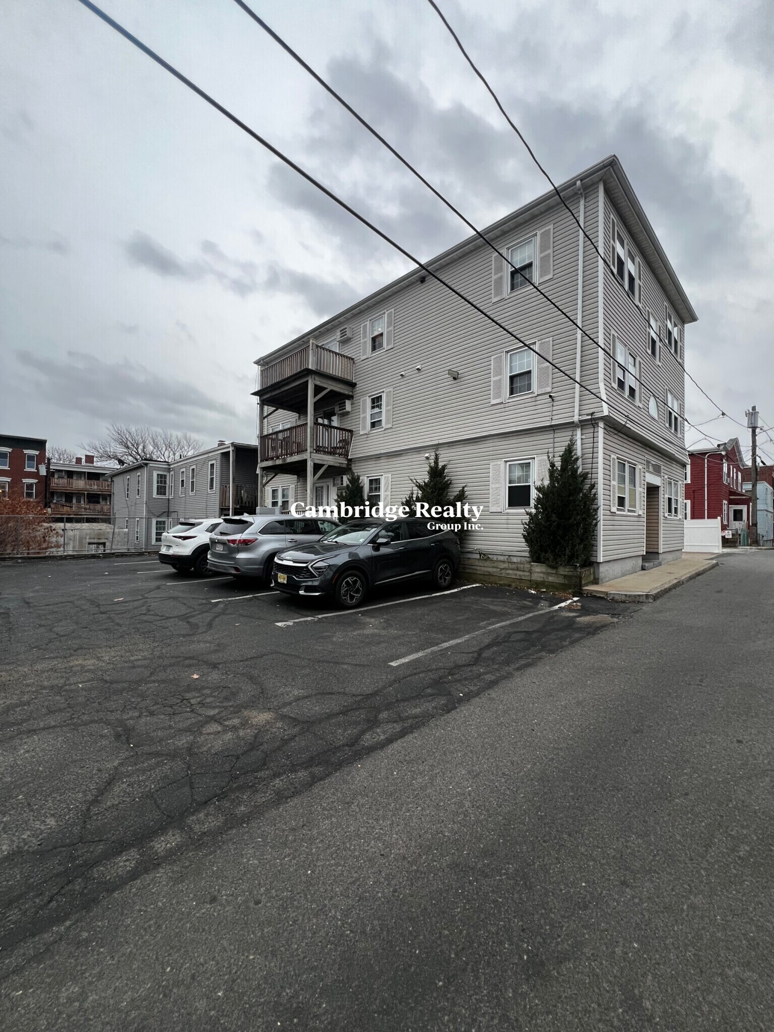 Building Photo - 45 Division St