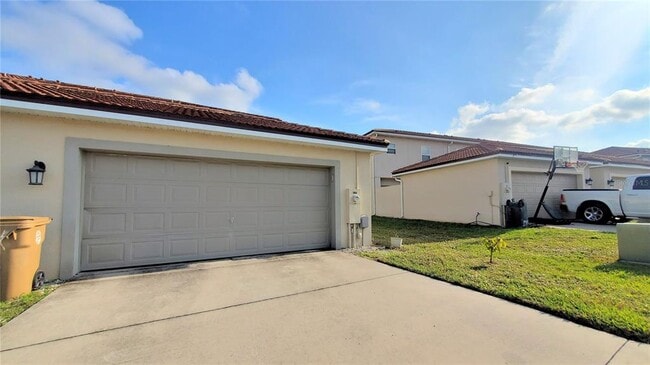 Building Photo - 3118 Camino Real Dr N