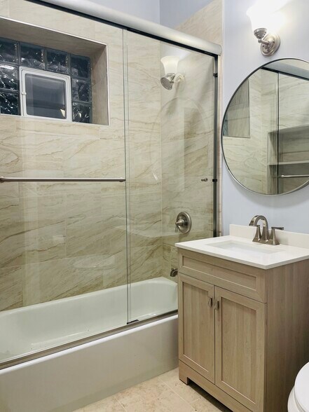 Bathroom - 5646 W 22nd Pl