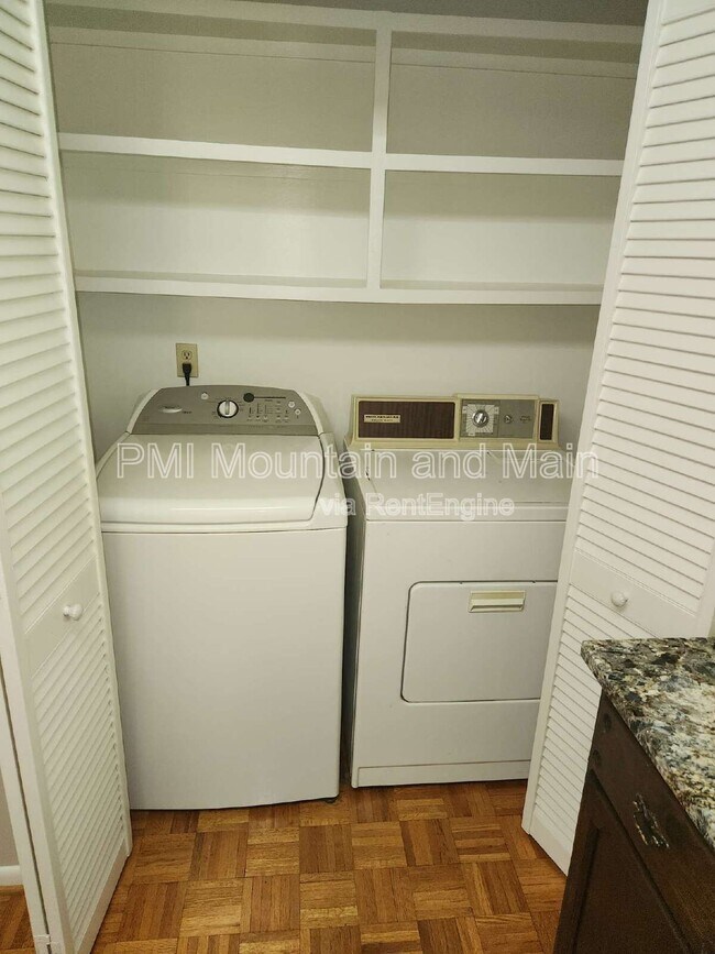 Building Photo - 232 Bryant Rdg Dr