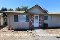 Building Photo - SE Tolbert St - Newly renovated Clackamas 2 bedroom unit
