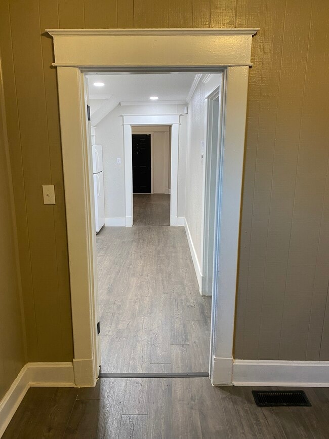 Building Photo - 1921 18th St