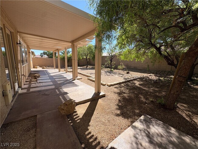 Building Photo - 7199 Adobe Falls Ct