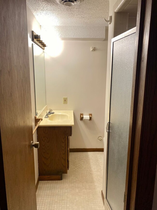 Building Photo - 1403 Avenue C