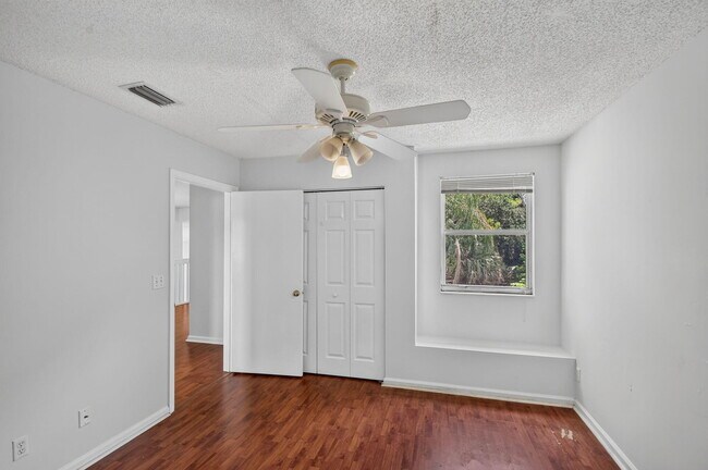 Building Photo - 8332 Bermuda Sound Way