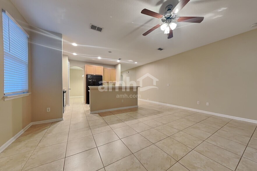 Building Photo - 3901 Ringneck Dr