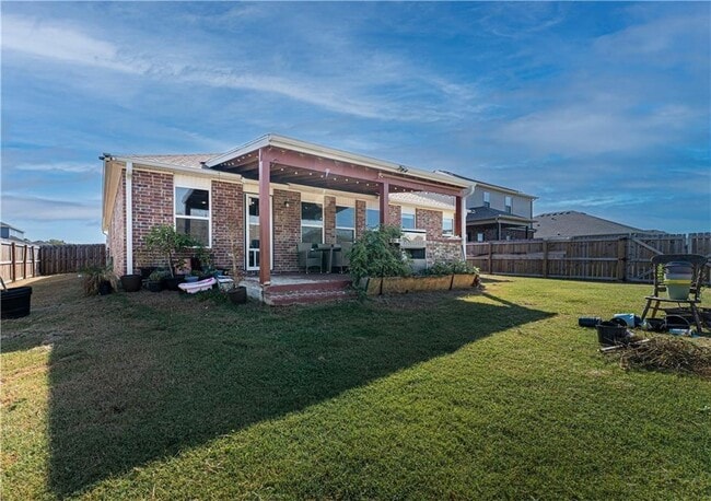 Building Photo - 6704 SW Pilgrim Rd