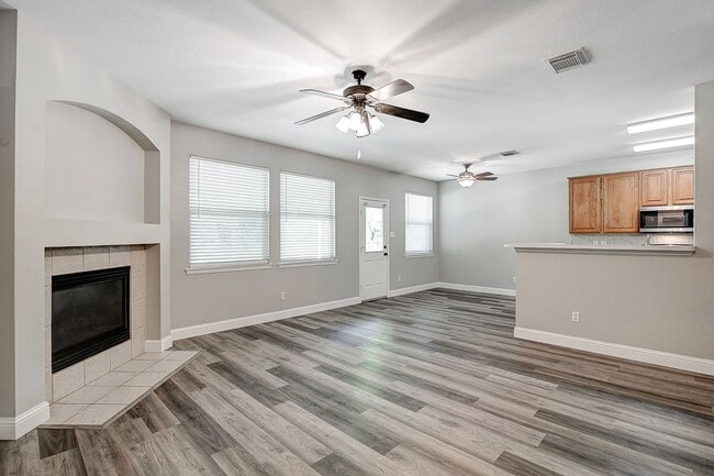 Building Photo - Serenity on the Greenbelt in Stonebridge Ranch