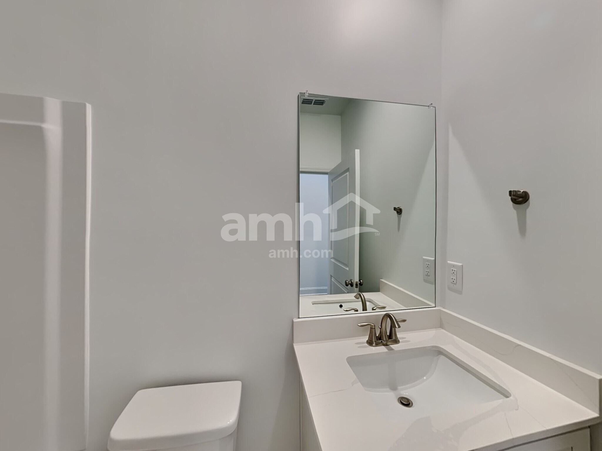 Building Photo - 1469 Aquamarine Dr