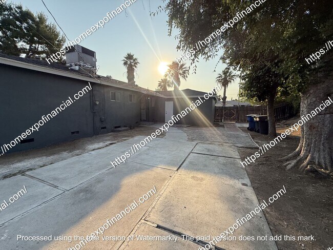 Building Photo - Nice Home For Rent