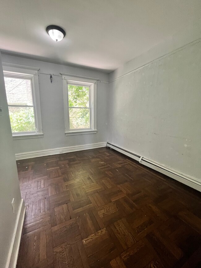 Building Photo - 5 Morton Pl