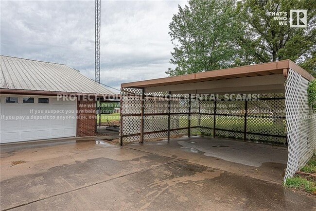 Building Photo - 3311 W Howard Nickell Rd