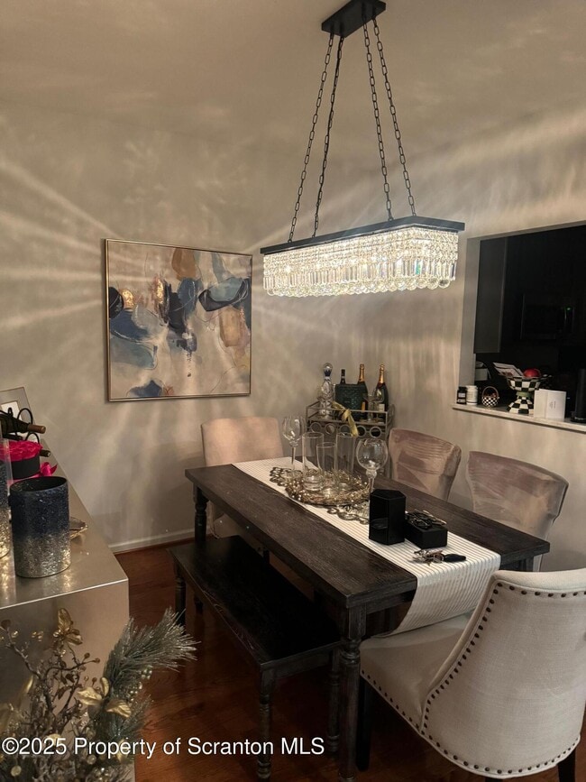 Building Photo - 803 Ohenry Close Sec 1