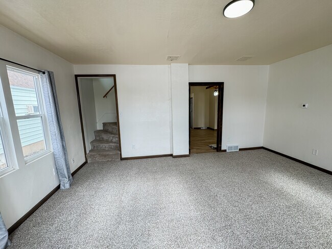 Building Photo - Rustic Farmhouse